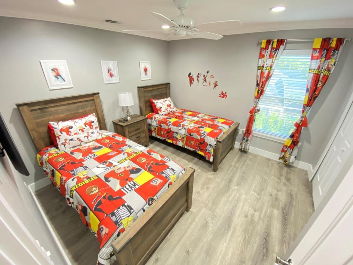 Mickeys Pearl - Phenomenal 7Br With 4 Master Suites Privacy Pool & Hot Tub Gas Bbq - 2 Miles To Disney オーランド エクステリア 写真